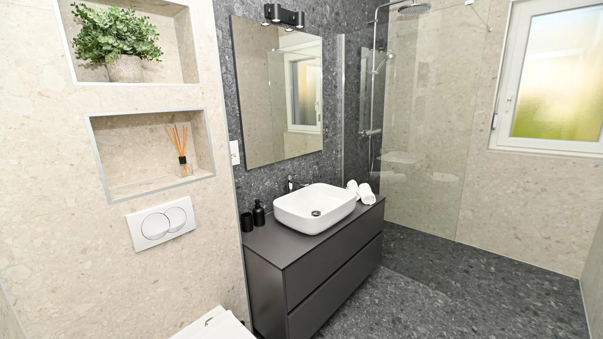 It Brand New Stylish Apartment 0*, Trogir Croatia