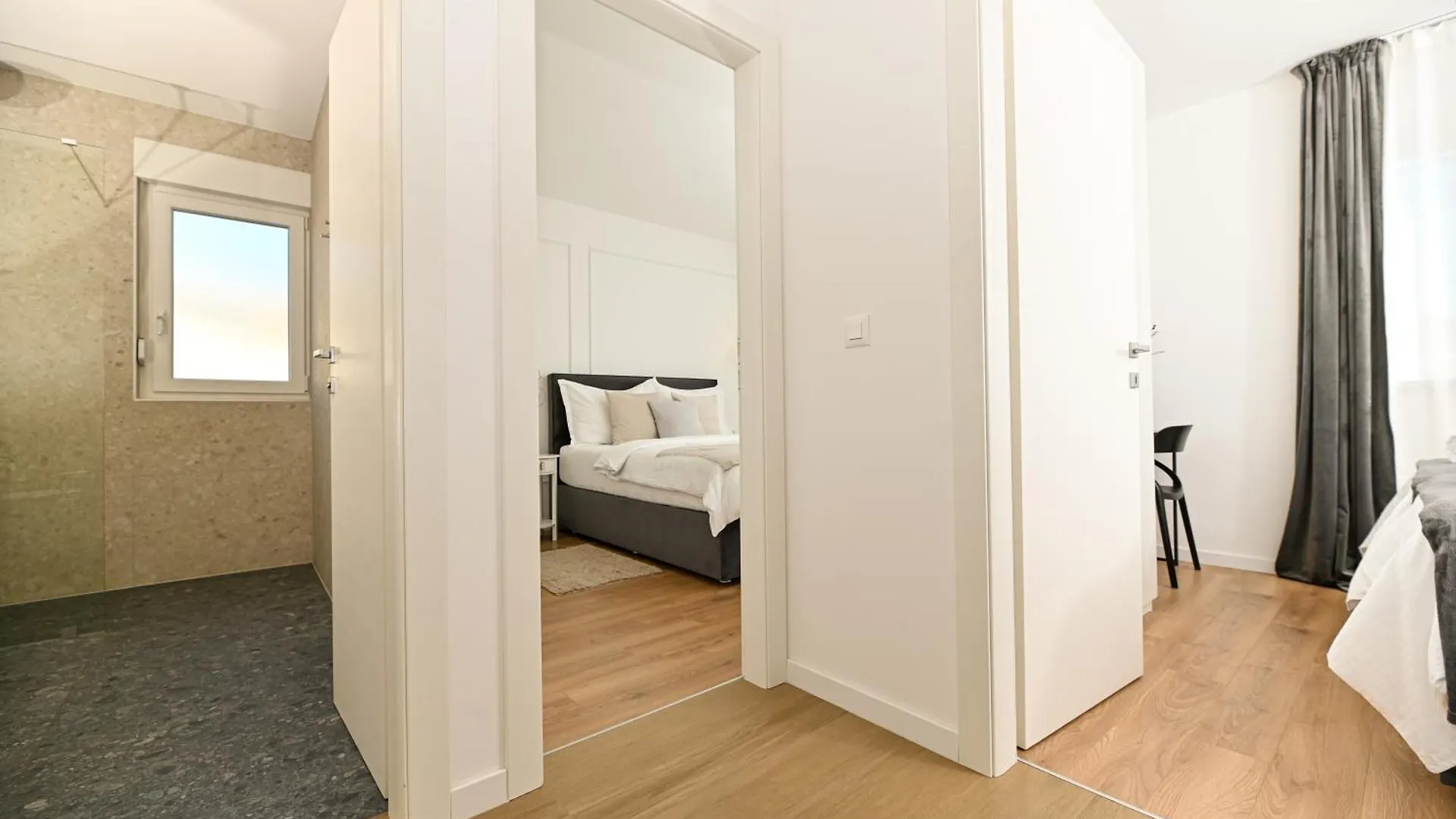 It Brand New Stylish Apartment